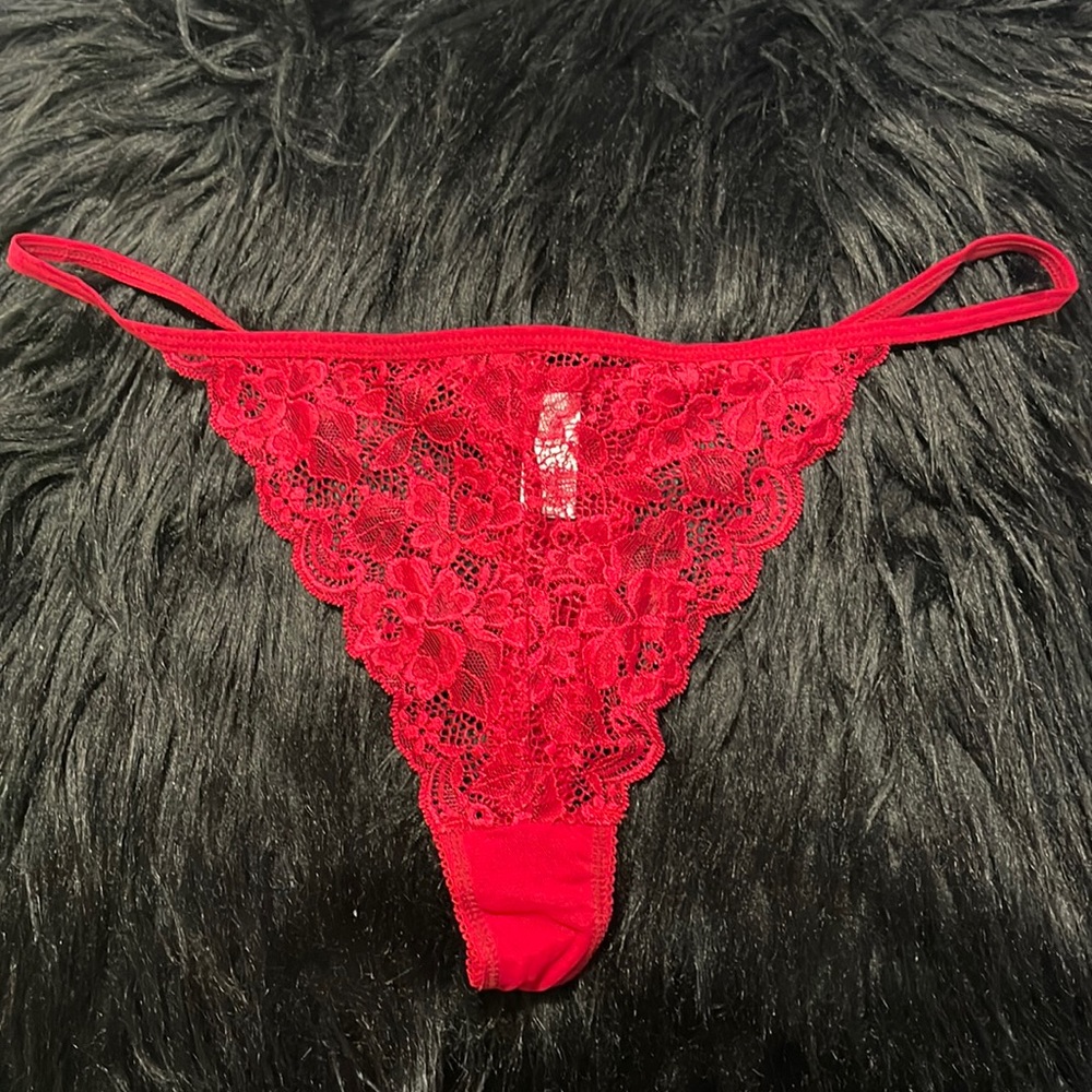 RED THONG